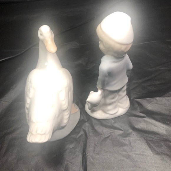 Lladro duck figure & Boy with Teddy bear M. Rupert fine porcelain 5” EUC - Picture 3 of 8